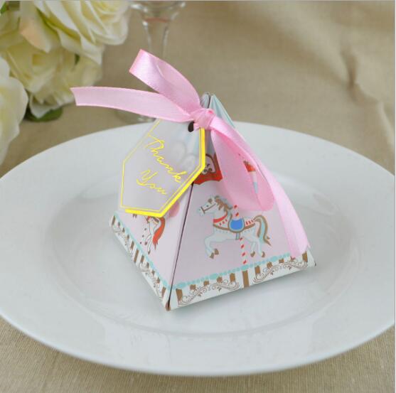 Cute Carousel Style Triangular Pyramid Baby Shower Candy Box Baby Baptism Birthday Party Supplies Gift Box 100pcs