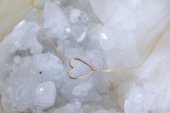 Tiny Line Hollow Out Open Heart pendant chain Necklaces Simple Wire Wrapped Love Heart Necklaces for Lovers Couples