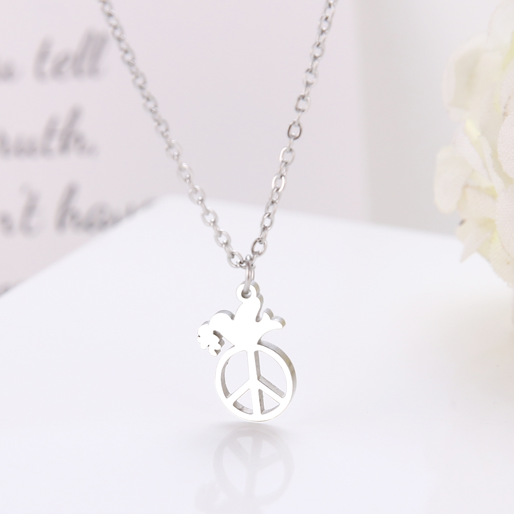 Jewellery High-quality Stainless Steel For Women New Peace Gold And Silver Color Pendant Necklace Engagement Jewelry Female Wedding
Jewellery High-quality Stainless Steel For Women New Peace Gold And Silver Color Pendant Necklace Engagement Jewelry Female Wedding