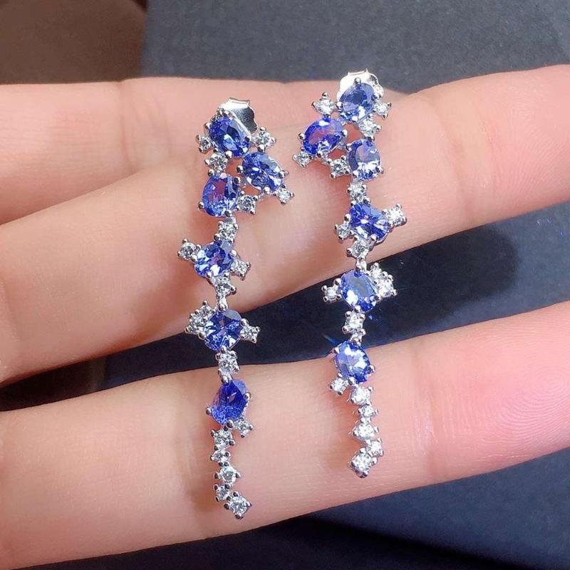 Jewelry Natural Tanzanite Stud Earrings for Daily Wear Light Blue Tanzanite Silver Earrings 925 Silver Jewelry
Jewelry Natural Tanzanite Stud Earrings for Daily Wear Light Blue Tanzanite Silver Earrings 925 Silver Jewelry