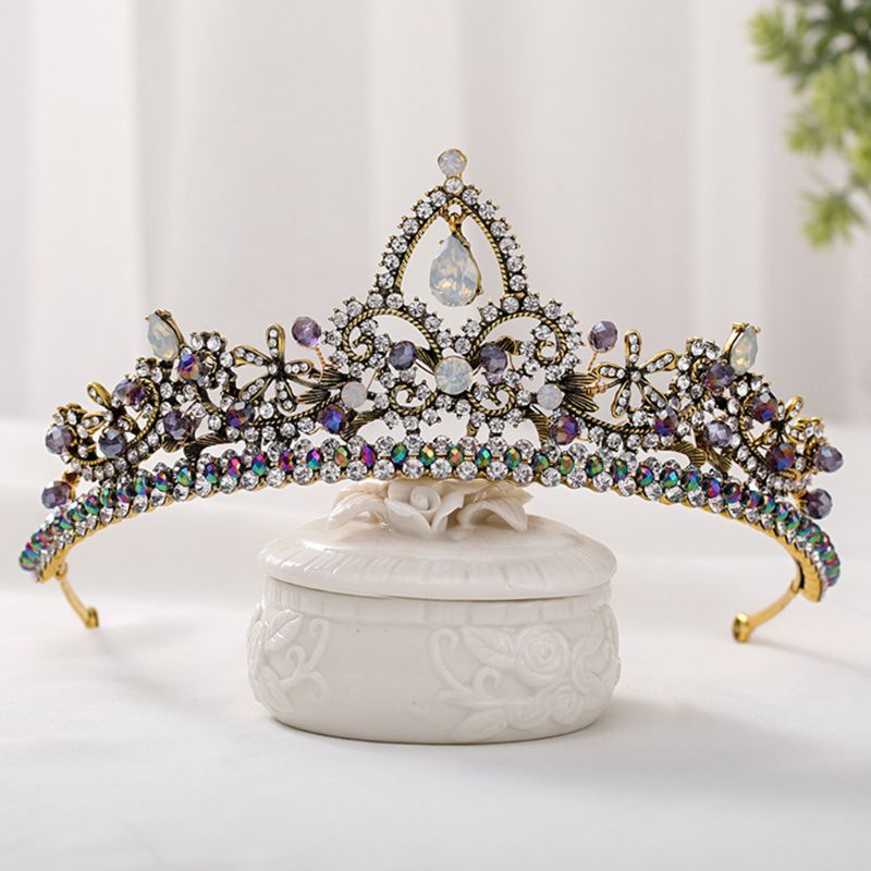 Other Vintage Rhinestone Crown Alloy Hairband Baroque Hair Hoop Women Tiaras Decorations
Other Vintage Rhinestone Crown Alloy Hairband Baroque Hair Hoop Women Tiaras Decorations