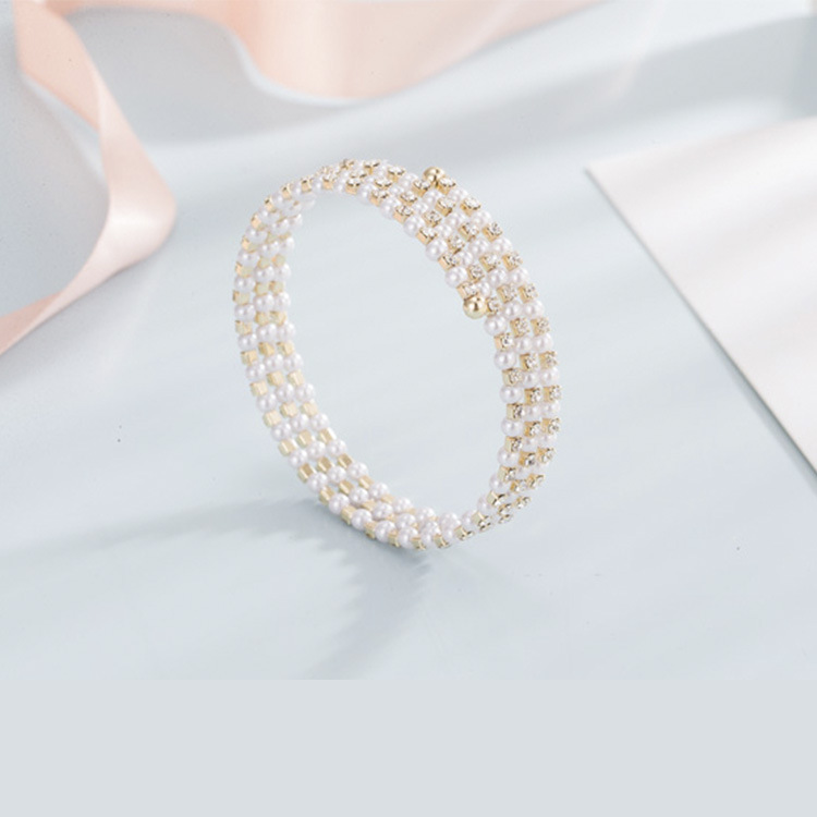 Bangle Korean Personalized Trend Multi Layer Pearl Bracelet Pure Copper Opening Adjustable Women's Jewelry
Bangle Korean Personalized Trend Multi Layer Pearl Bracelet Pure Copper Opening Adjustable Women's Jewelry