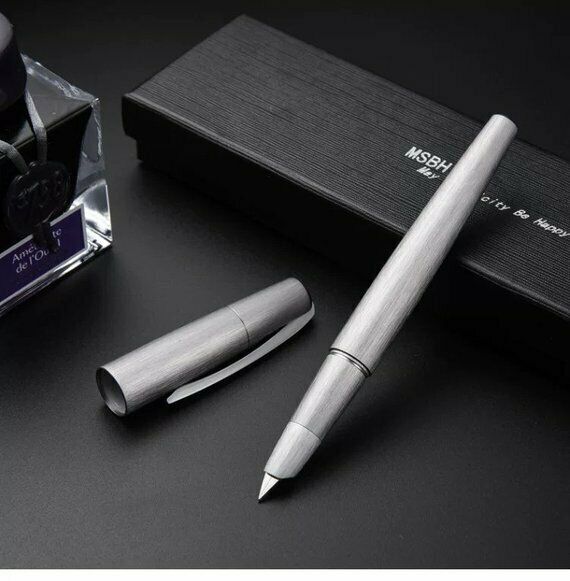 MSBH2000-1 Fountain Pen Fine Nib Converter Pen Silver Brusehd Aluminium, As pic
MSBH2000-1 Fountain Pen Fine Nib Converter Pen Silver Brusehd Aluminium, As pic