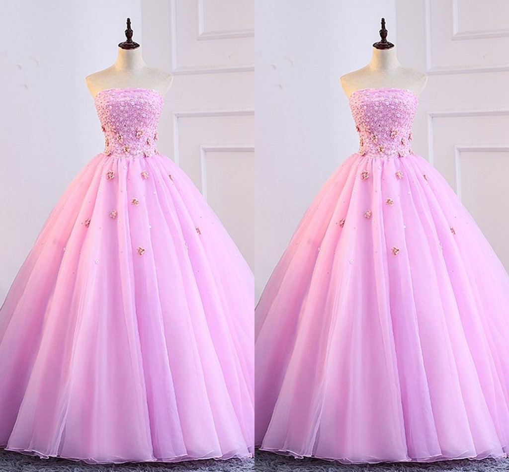 2020 Fashion Lavender Strapless Prom Dresses Quinceanera Ball Gowns Hand Made Flowers Beaded Lace Applique Backless Sweet 16 Party Gowns, Red
2020 Fashion Lavender Strapless Prom Dresses Quinceanera Ball Gowns Hand Made Flowers Beaded Lace Applique Backless Sweet 16 Party Gowns, Red