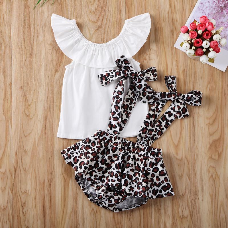 2Pcs Infant Baby Girl Summer Outfit Set Cute Ruffle Crop Top + Floral Suspender Shorts Romper, Multi
2Pcs Infant Baby Girl Summer Outfit Set Cute Ruffle Crop Top + Floral Suspender Shorts Romper, Multi