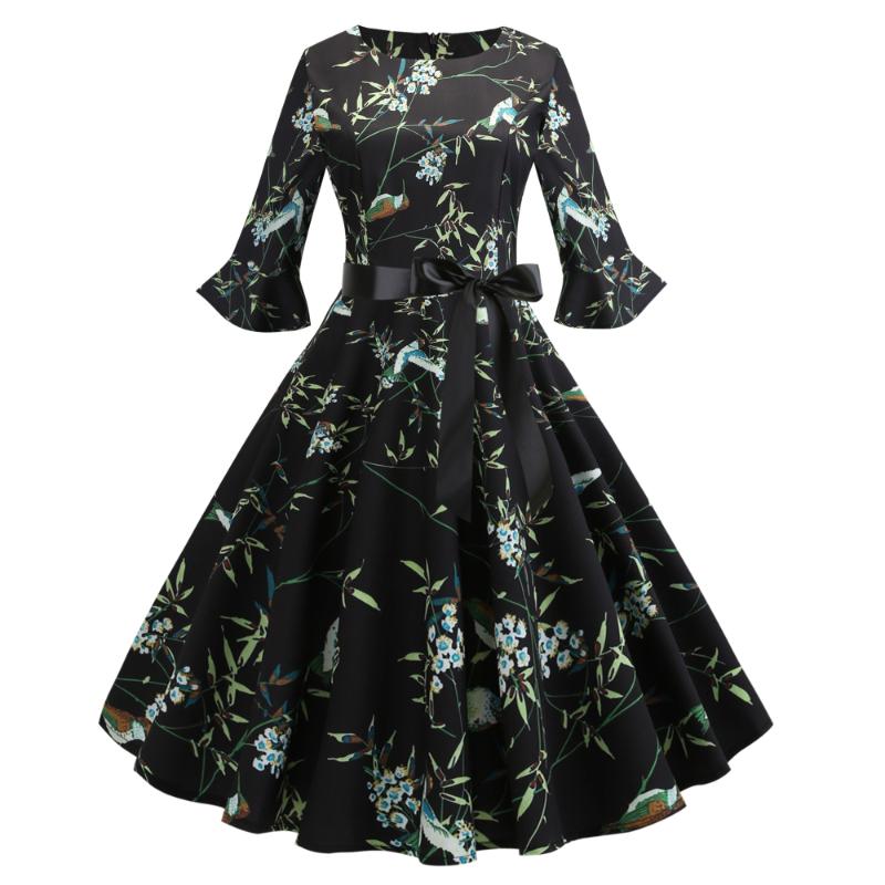 Chinese Style Bamboo Plum Print Women Vintage Dress Party Vestidos Round Neck Half Sleeves Swing Retro Rockabilly Dress, Black
Chinese Style Bamboo Plum Print Women Vintage Dress Party Vestidos Round Neck Half Sleeves Swing Retro Rockabilly Dress, Black