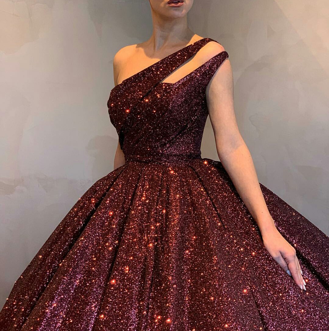 2019 Shinny Ball Gown Prom Dresses One Shoulder Sequins Glitter Floor Length Gorgeous Evening Dress Custom Made Special Occasion Gowns