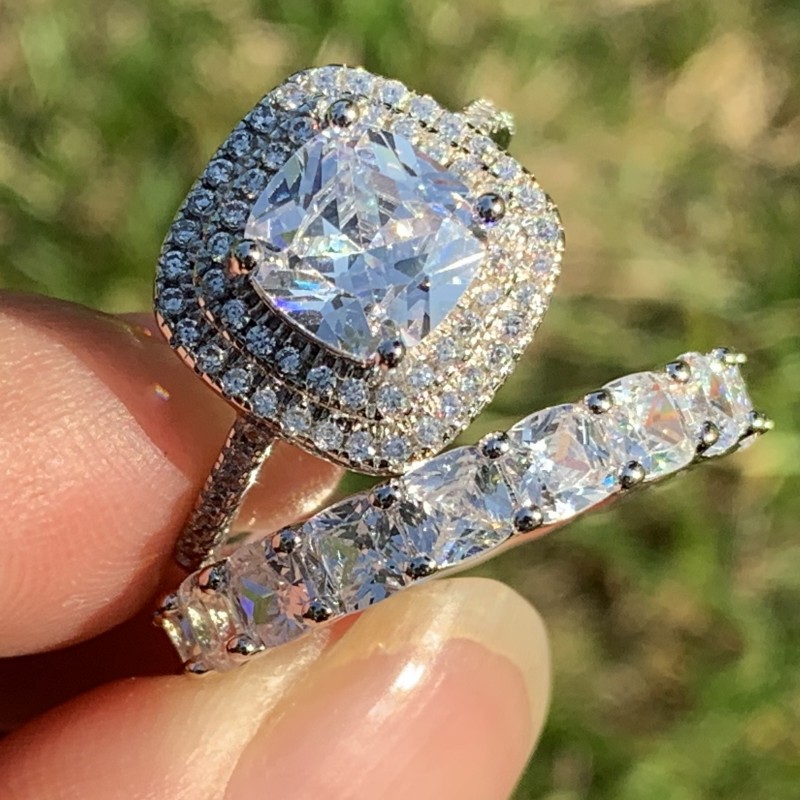 Couple Rings Luxury Jewelry 925 Sterling Silver Cushion Shape White Topaz Pave CZ Diamond Promise Party Women Wedding Bridal Ring Set Gift