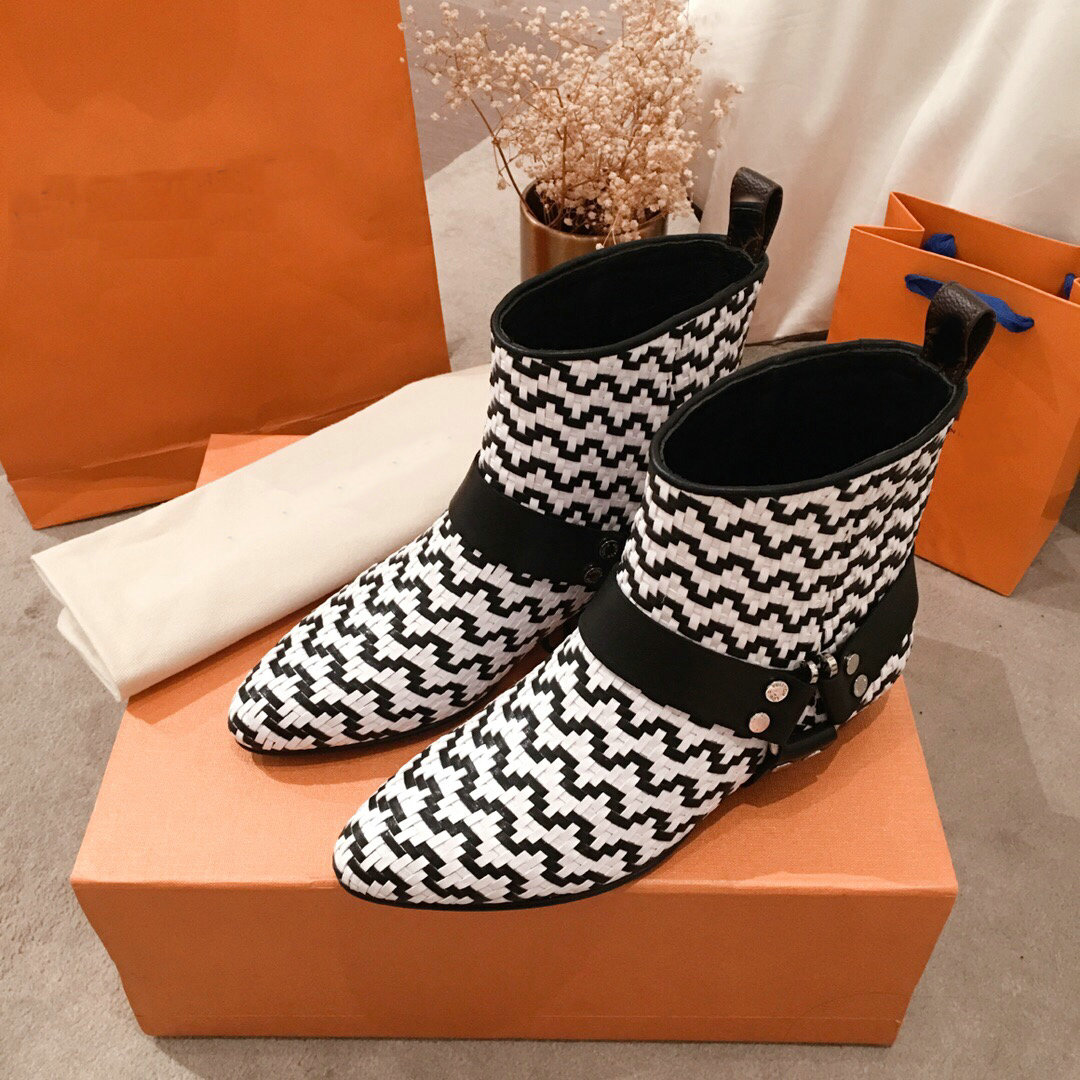 Hot Sale-Women Leather Ankle Boots Designer Metal Buckle Women Boots Black Slip-On High Top Flat Boots Luxury Leather rhapsody ankle boot
Hot Sale-Women Leather Ankle Boots Designer Metal Buckle Women Boots Black Slip-On High Top Flat Boots Luxury Leather rhapsody ankle boot