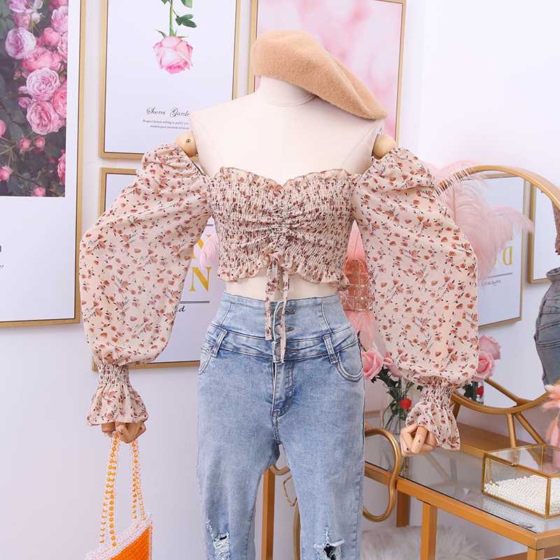 2020 new sexy wild off-the-shoulder neckline pleated drawstring floral short cropped navel chiffon shirt women, Beige
2020 new sexy wild off-the-shoulder neckline pleated drawstring floral short cropped navel chiffon shirt women, Beige