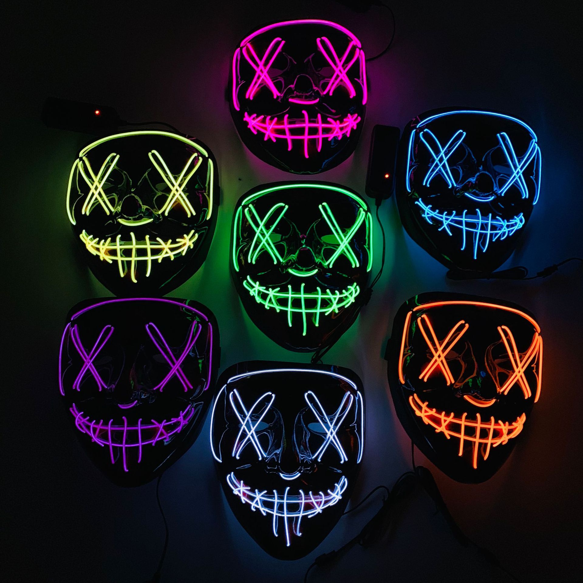 LED Light Cosplay Mask Halloween Frightening EL Light Up Luminous Glow Masks for Festival Dance Parties Costume
LED Light Cosplay Mask Halloween Frightening EL Light Up Luminous Glow Masks for Festival Dance Parties Costume
