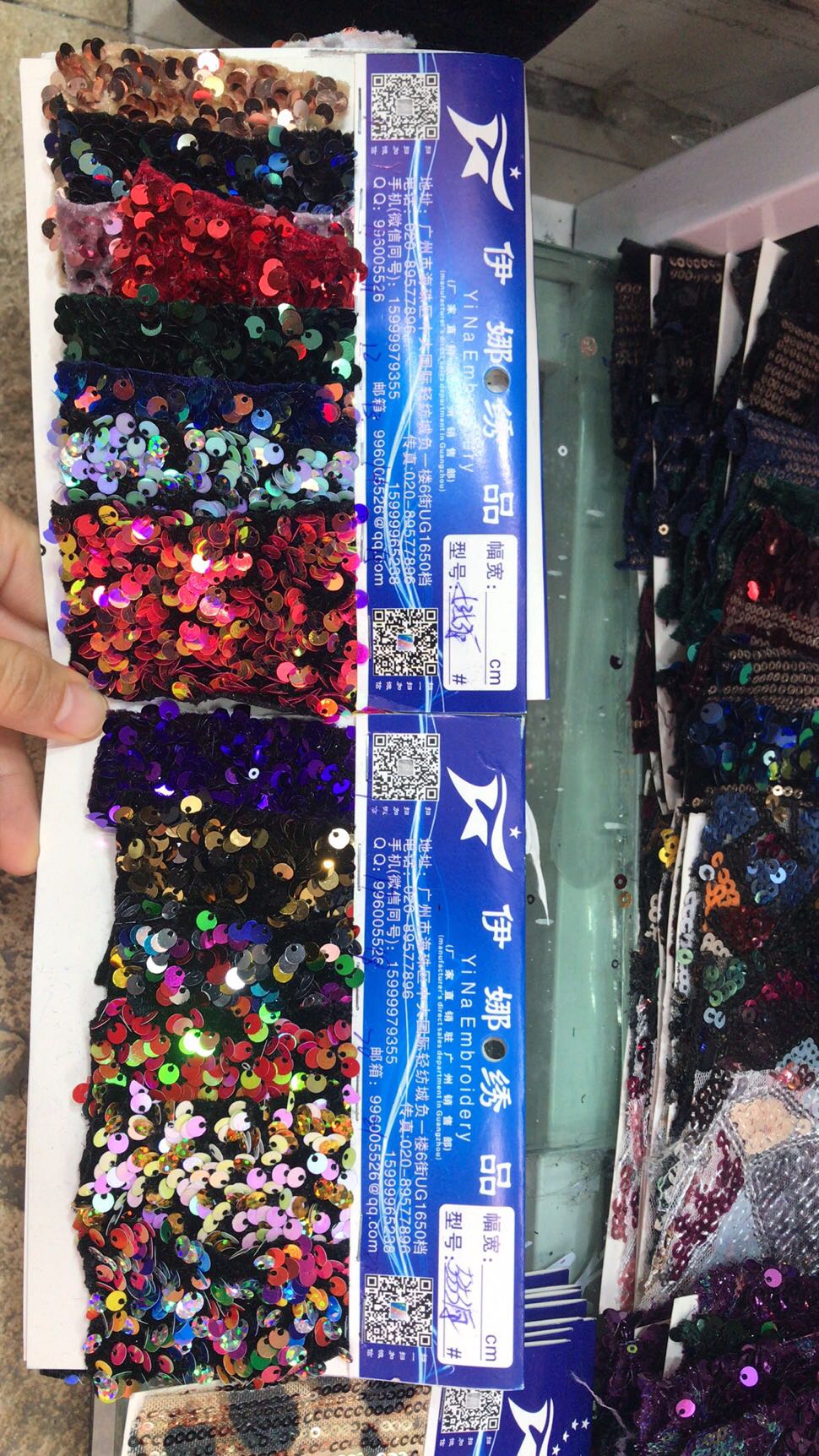 Arabic Sparkly Sequin Ball Gown Prom Dresses 2020 Dubai Square Spaghetti Straps Women Formal Evening Gown Vestido de quinceanera