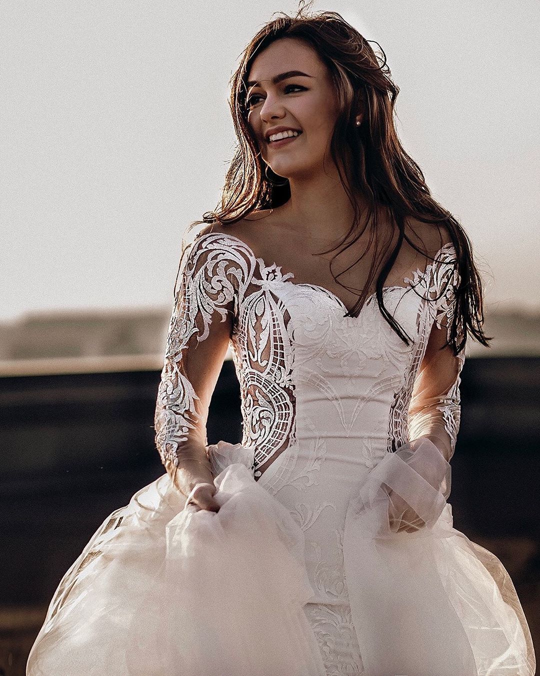 Mermaid Lace Amazing Wedding Dresses With Detachable Train Sheer Bateau Neck Long Sleeves Bridal Gowns Tulle Trumpet Robe De Marie