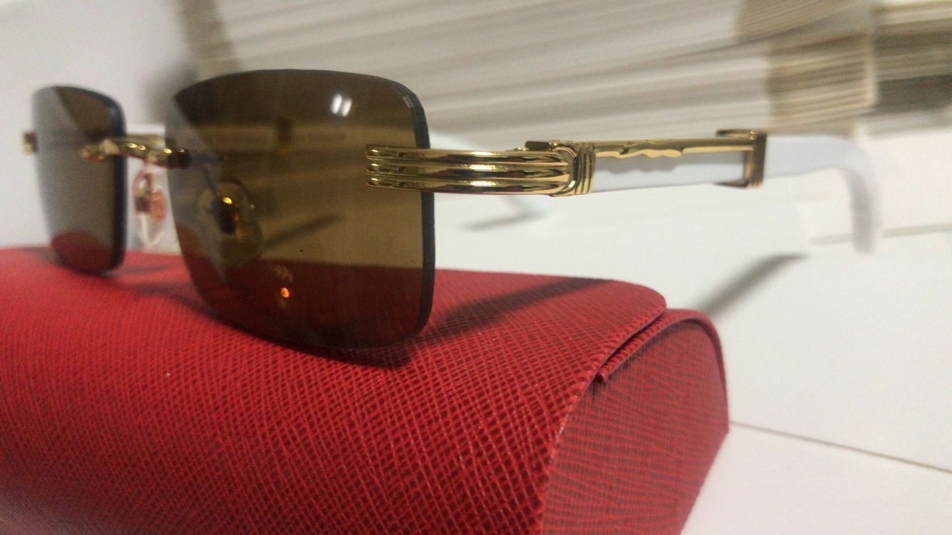 Wooden Buffalo Horn Eyeglasses Optical Frame Rimless Sunglasses Mirrored Square Eyewear Outlet Occhiali Da Sole Clear Glass Sun glasses
Wooden Buffalo Horn Eyeglasses Optical Frame Rimless Sunglasses Mirrored Square Eyewear Outlet Occhiali Da Sole Clear Glass Sun glasses