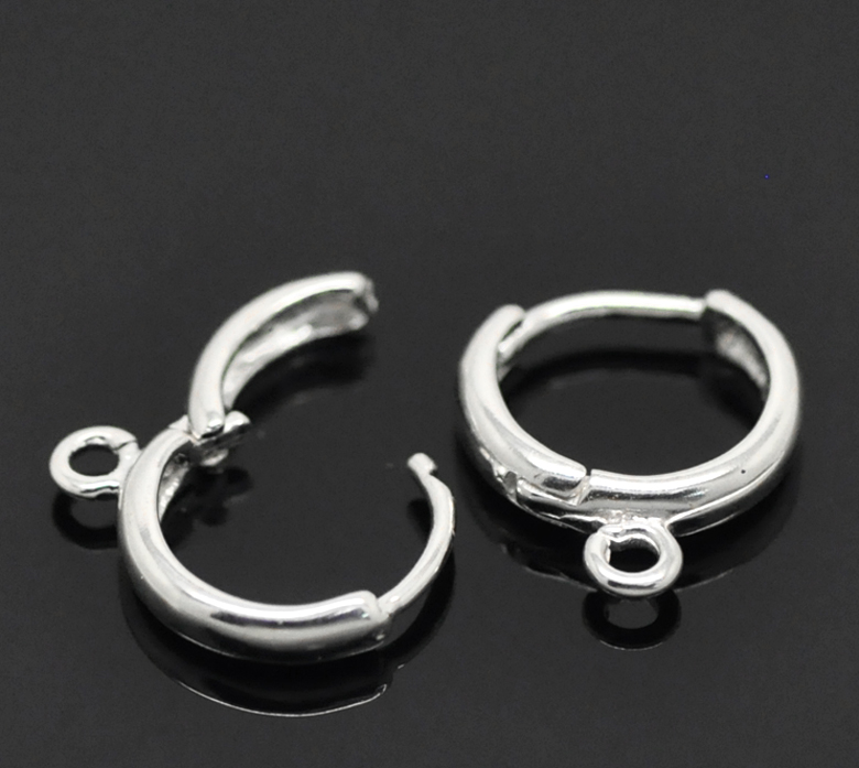 HOT Design Cool Punk Men's Hoop Earrings For Female Round Piercing Hypoallergenic Circle Earring Vintage Male Jewelry
HOT Design Cool Punk Men's Hoop Earrings For Female Round Piercing Hypoallergenic Circle Earring Vintage Male Jewelry