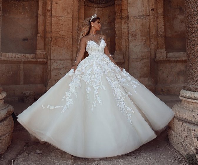 Luxury Arabic Country Wedding Dresses Jewel Neck A Line Sweep Train Long Sleeve Wedding Dress Custom Made Beaded Vestidos De Novia