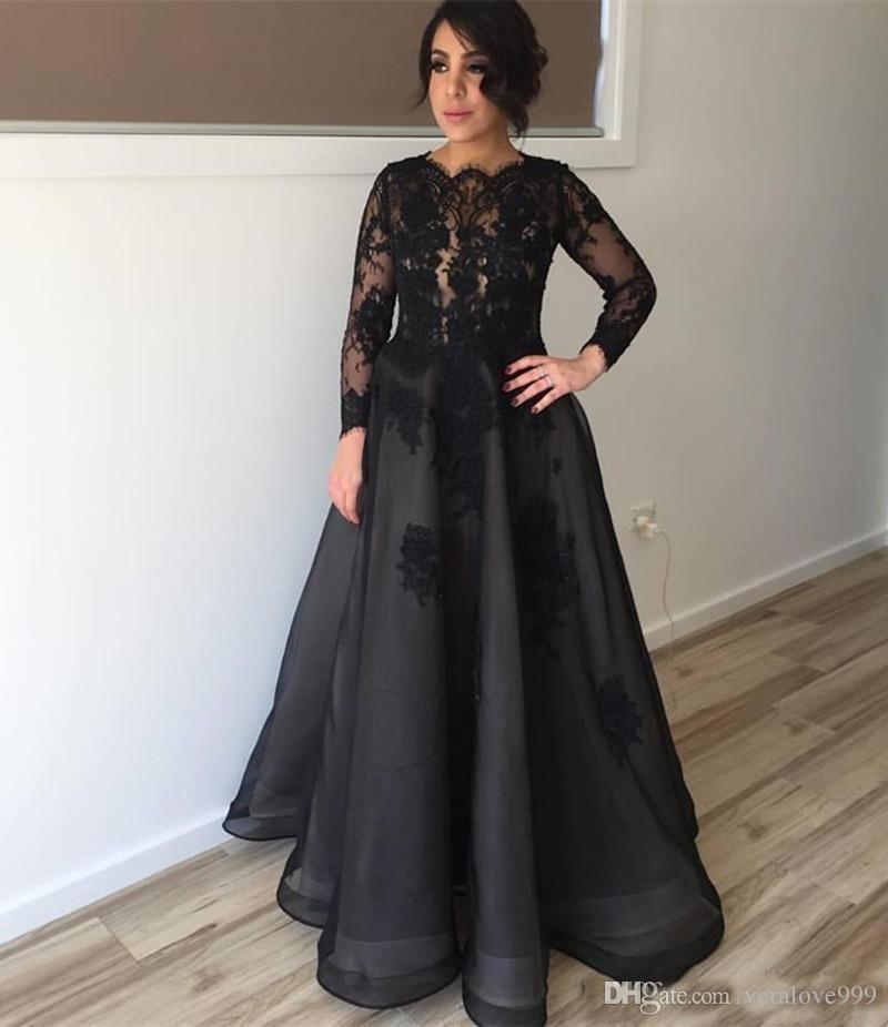 Modest Black Mother Of the Bride Dresses Long Sleeves Lace Wedding Guest Gowns Appliques Scoop Neck Mother Formal Evening Dress Party Gowns