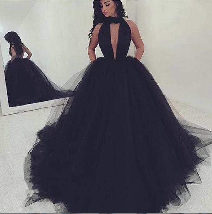 New Long Formal Dress Evening Wear Puffy Tulle Women Cocktail Party Gowns Custom Made Sexy Halter Backless Black Prom Dresses
