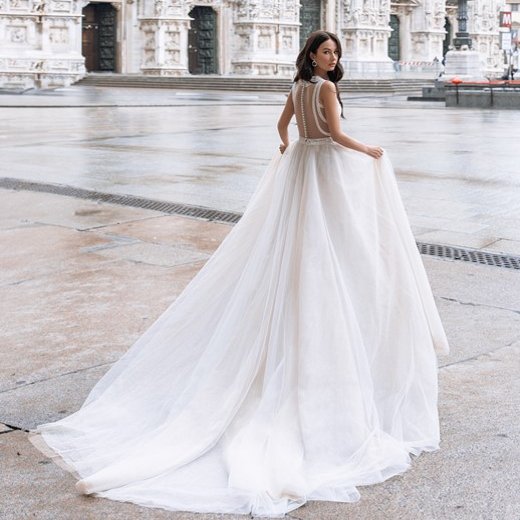 2020 Modest Idaorez Simple A Line Wedding Dresses High Neck Sleeveless Tulle Lace Applique Wedding Gowns Sweep Train robe de mariée