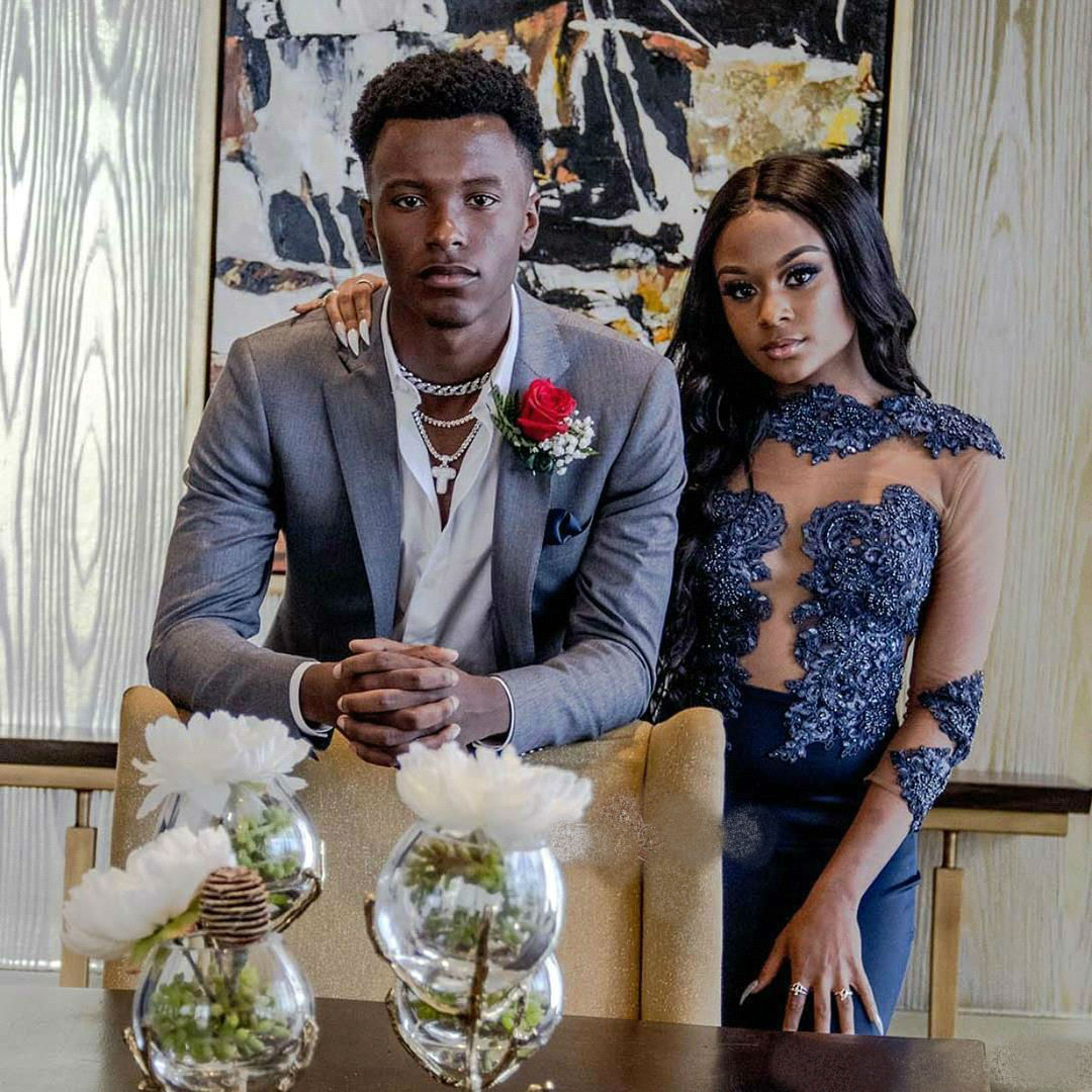 Navy Blue Mermaid Prom Dresses Jewel Neck Sheer Long Sleeve Lace Applique Beaded African Formal Party Gowns Slim Fit Sexy Evening Dresses