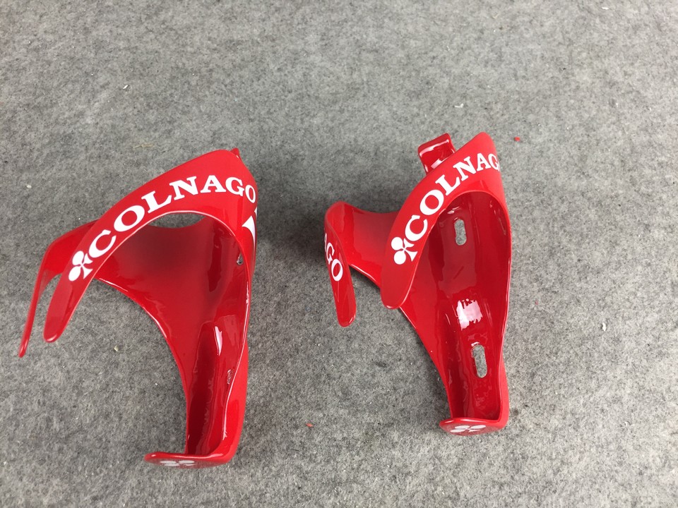 ALL Red Colnago C60 C64 Road Full carbon fiber bicycle Water road cycling bike Bottle Cages Holder Matte/Glossy
ALL Red Colnago C60 C64 Road Full carbon fiber bicycle Water road cycling bike Bottle Cages Holder Matte/Glossy