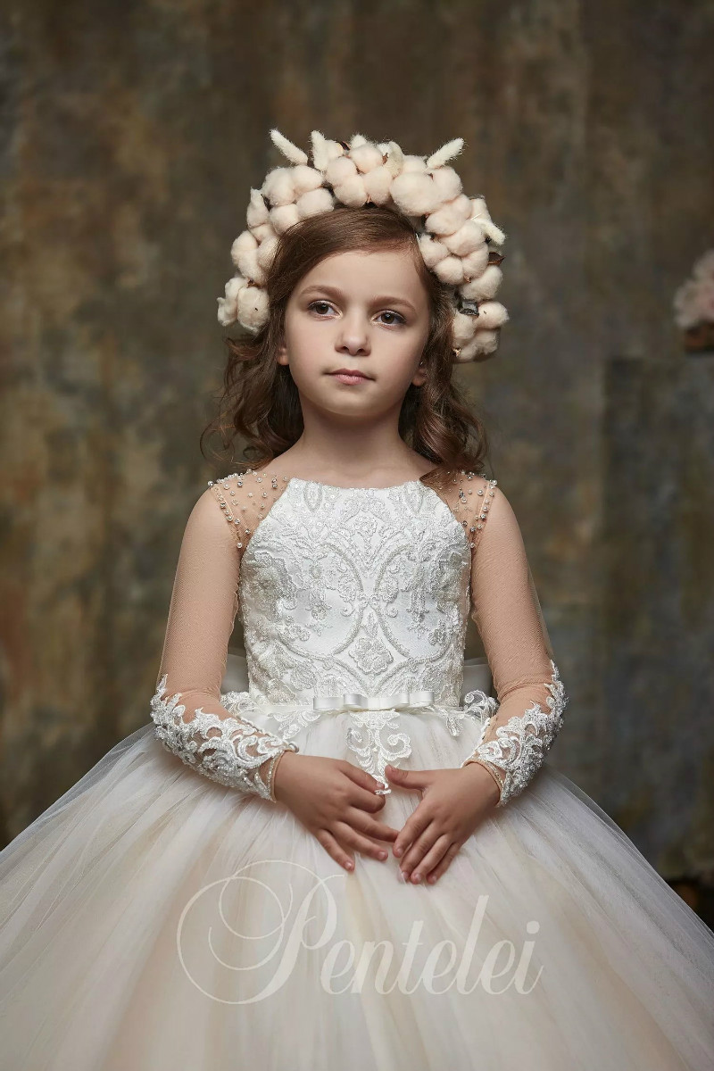 Lovely Ball Gown Flower Girl Dresses Jewel Long Sleeve Lace Applique Crystal Bow Pearls Pageant Dress Floor Length Girl's Birthday Party 0431