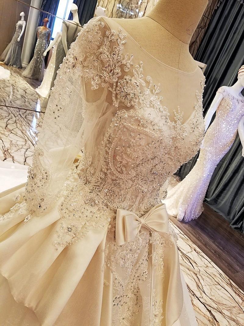 Long Sleeve Lace Ball Gowns Wedding Dress Illusion Neck Beaded Crystal Satin Backless Lace-up Ruffled Vintage Bridal Weeding Gowns