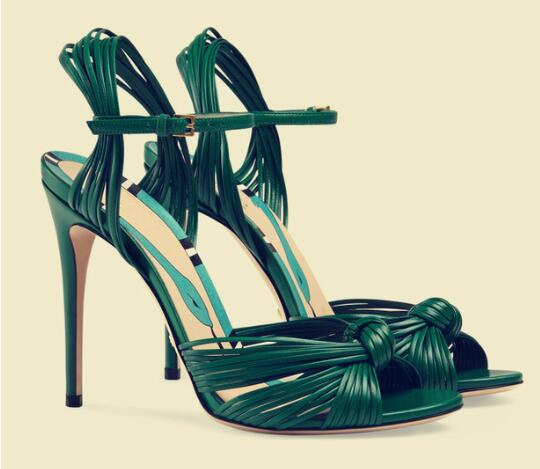 Nigeria Party Shoe A Word Buckle Large Size Stiletto Pumps 2019 New Leather Peep Toe Women Wedding Shoe Sexy High Heels Sandal, Black
Nigeria Party Shoe A Word Buckle Large Size Stiletto Pumps 2019 New Leather Peep Toe Women Wedding Shoe Sexy High Heels Sandal, Black