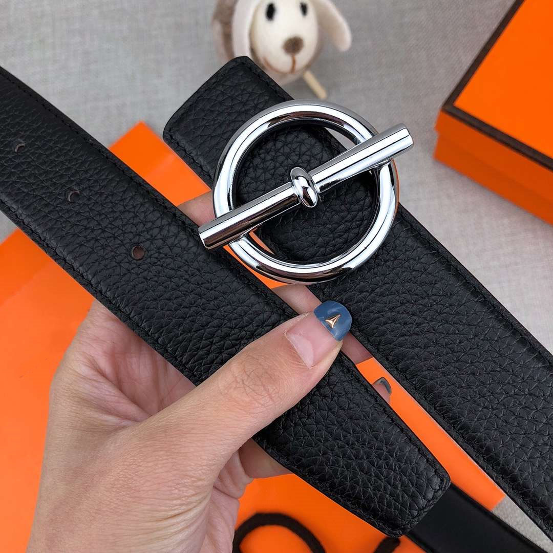 Man Womens Designer Belts Luxury Belt Brand Belts Stylish Smooth Gold Sliver Buckle Optional Width 34mm High Quality with Box, Black;brown
Man Womens Designer Belts Luxury Belt Brand Belts Stylish Smooth Gold Sliver Buckle Optional Width 34mm High Quality with Box, Black;brown