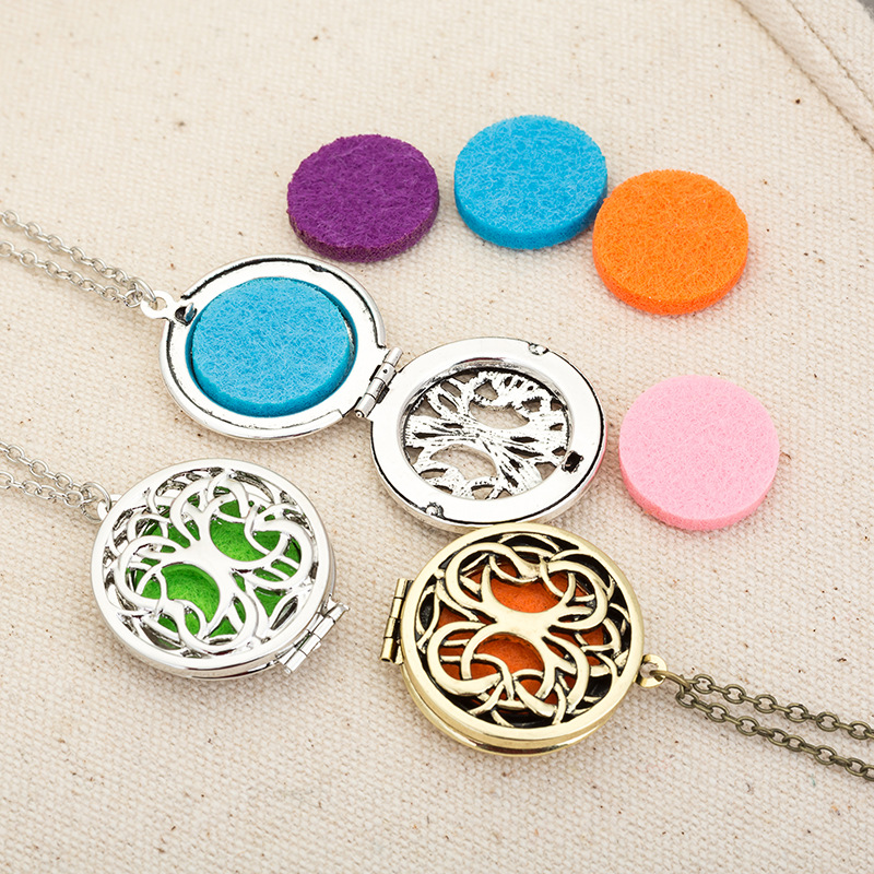 Copper Filigree Diffulser Locket Pendant Chain Necklace Essential Oil Fashion DIY Jewelry with 7 Refill Pads Fine Gifts for Women Wholesale