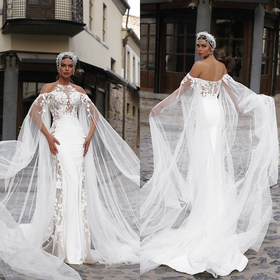 Beach Mermaid Wedding Dresses With Wraps Sexy Halter Neck Illusion Lace Appliques Bridal Gowns Sweep Train Backless Wedding Dress
