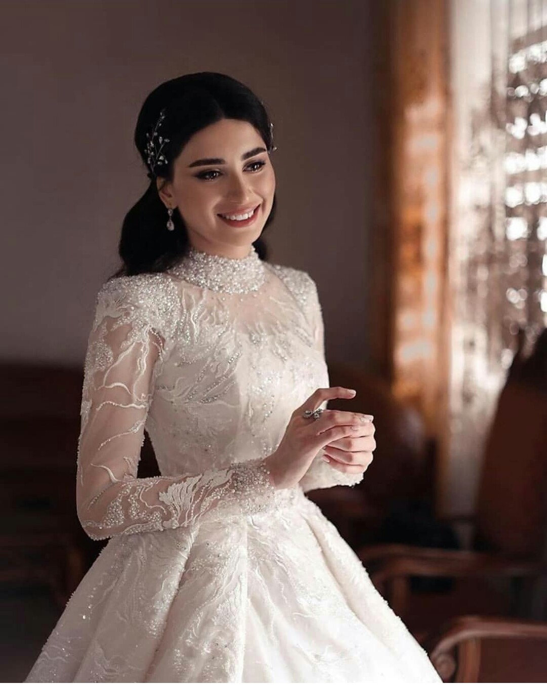 New Fashion Ball Gown Wedding Dresses Luxury Beading Lace Long Sleeve Applique Beaded Backless Bridal Gowns Plus Size Robe De Mariée