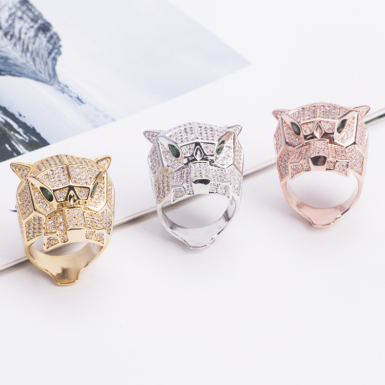 Wholesale-Tiger Leopard Head Ring CZ Jewelry Lovers Cute Rings Exquisite Copper Plated Hollow Green Eyed
Wholesale-Tiger Leopard Head Ring CZ Jewelry Lovers Cute Rings Exquisite Copper Plated Hollow Green Eyed