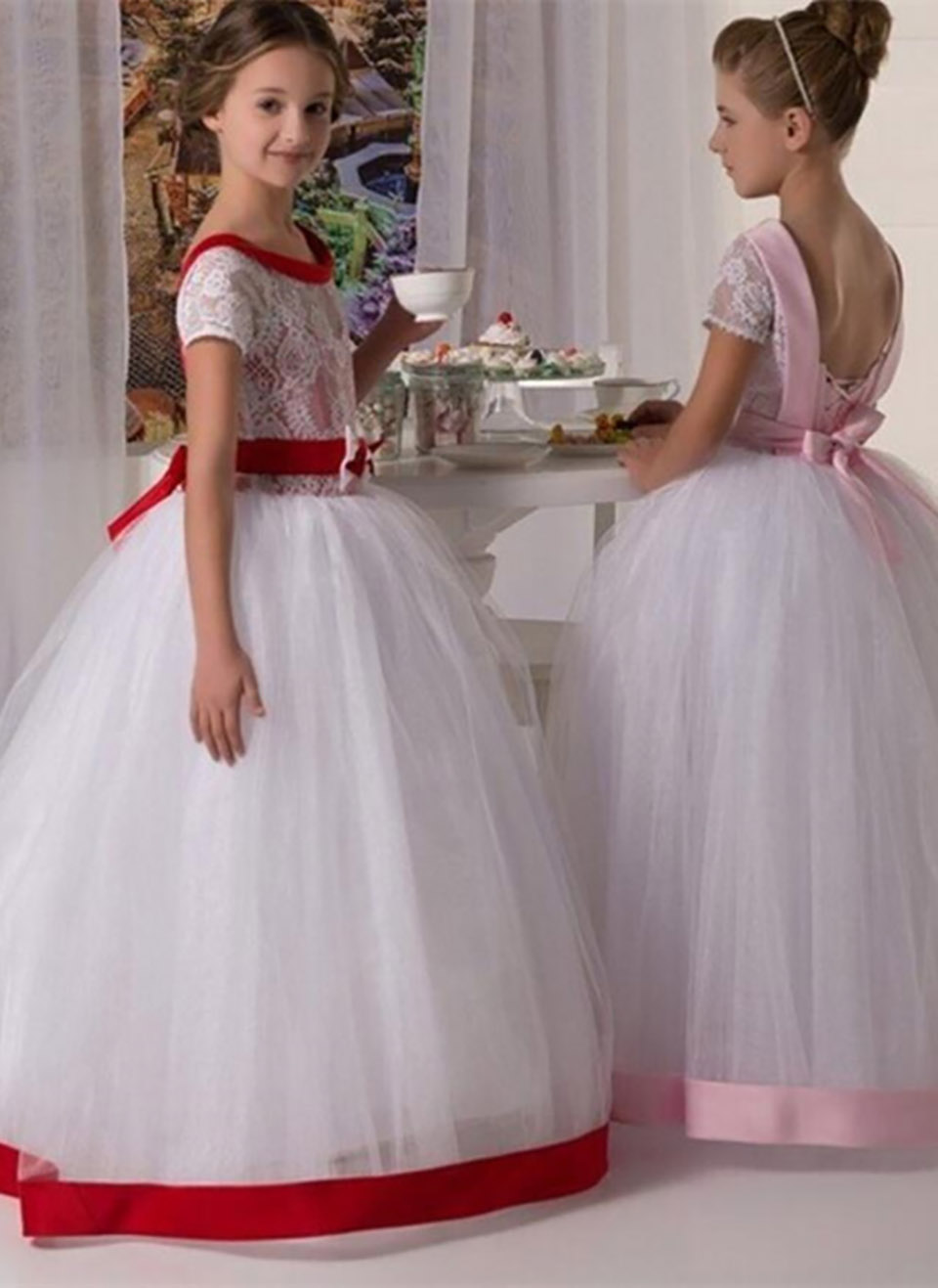 Elegant Flower Girl Dress Princess Dresses For Lace Short Sleeve Appliques Ribbons Handmade Flower First Communion Dresses