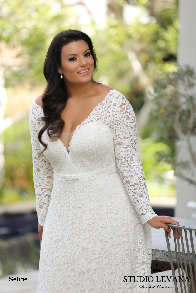 2020 New Arrival Wedding Gowns Lace Applique Long Sleeve Plus Size Wedding Dresses A Line Sweep Train Zipper Jewel Neck Tulle Bridal Gown