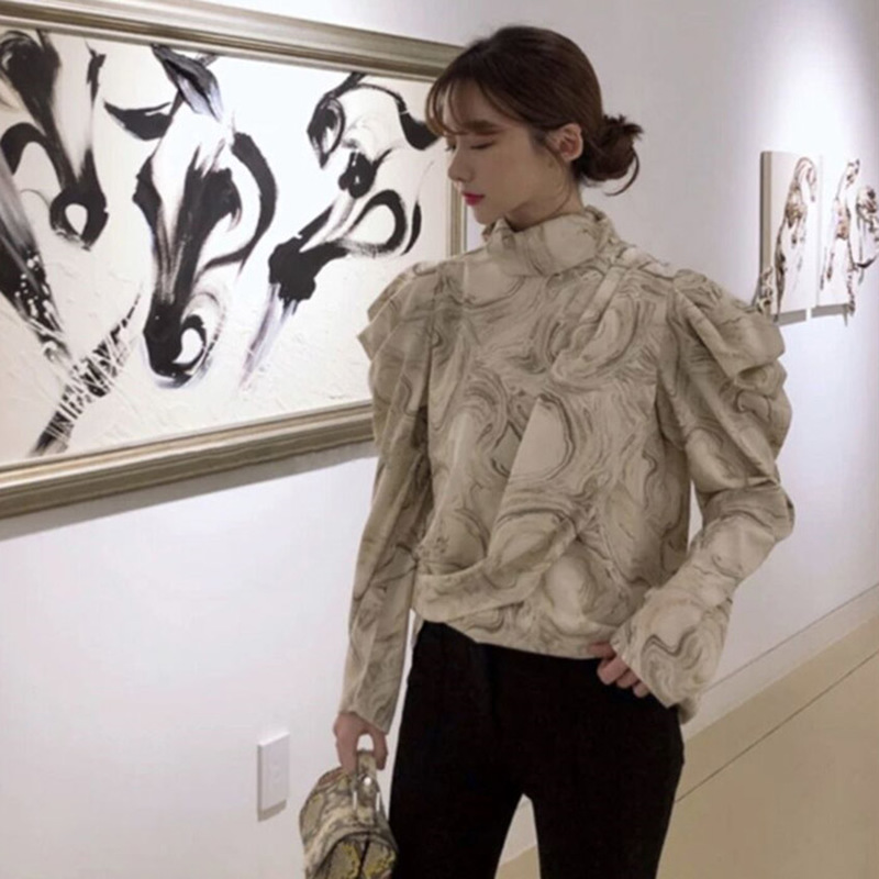 Harajuku Print Elegant Stand Collar Women Vintage Blouses Fashion Ruched Single Breasted Shirts Puff Sleeve Mujer Blusas, Photo color
Harajuku Print Elegant Stand Collar Women Vintage Blouses Fashion Ruched Single Breasted Shirts Puff Sleeve Mujer Blusas, Photo color