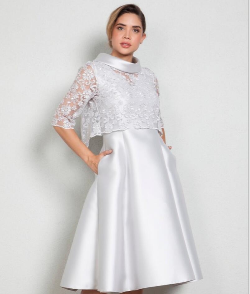 2019 Elegant Mother Of The Bride Dresses Jewel Neck Lace Half Long Sleeves Wedding Guest Dress A Line Satin Plus Size Evening Gowns