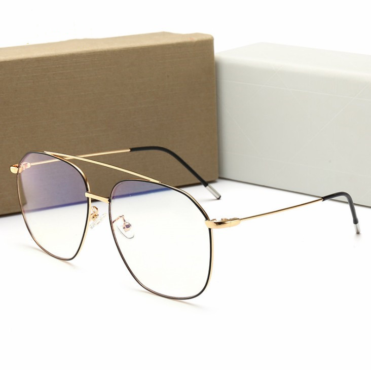 New Mens Woman Sunglasses Anti-blue Light Glasses Man Womens Flat Mirror Glasses Highly quality with Box
New Mens Woman Sunglasses Anti-blue Light Glasses Man Womens Flat Mirror Glasses Highly quality with Box