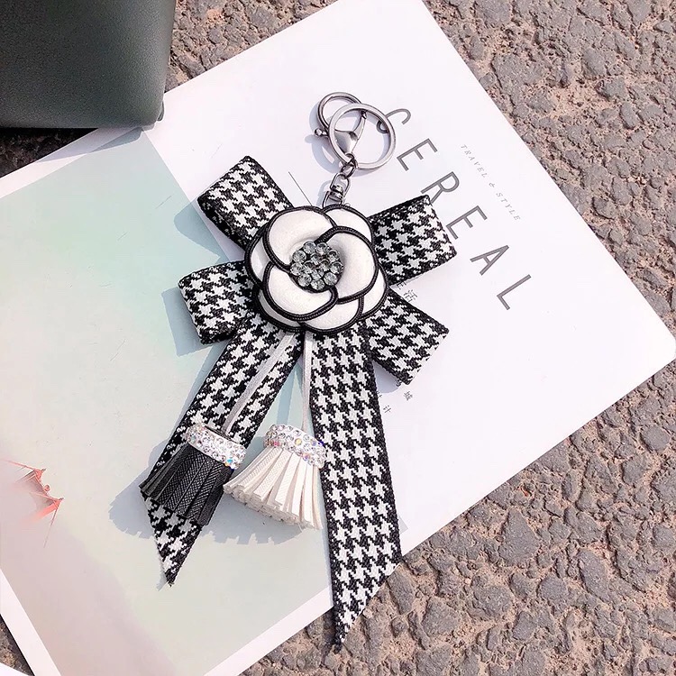 Vintage free shipping floral luxury wholesale fashion mode wholesale accessory/wholesale free shipping mode fashion keychain, Black
Vintage free shipping floral luxury wholesale fashion mode wholesale accessory/wholesale free shipping mode fashion keychain, Black