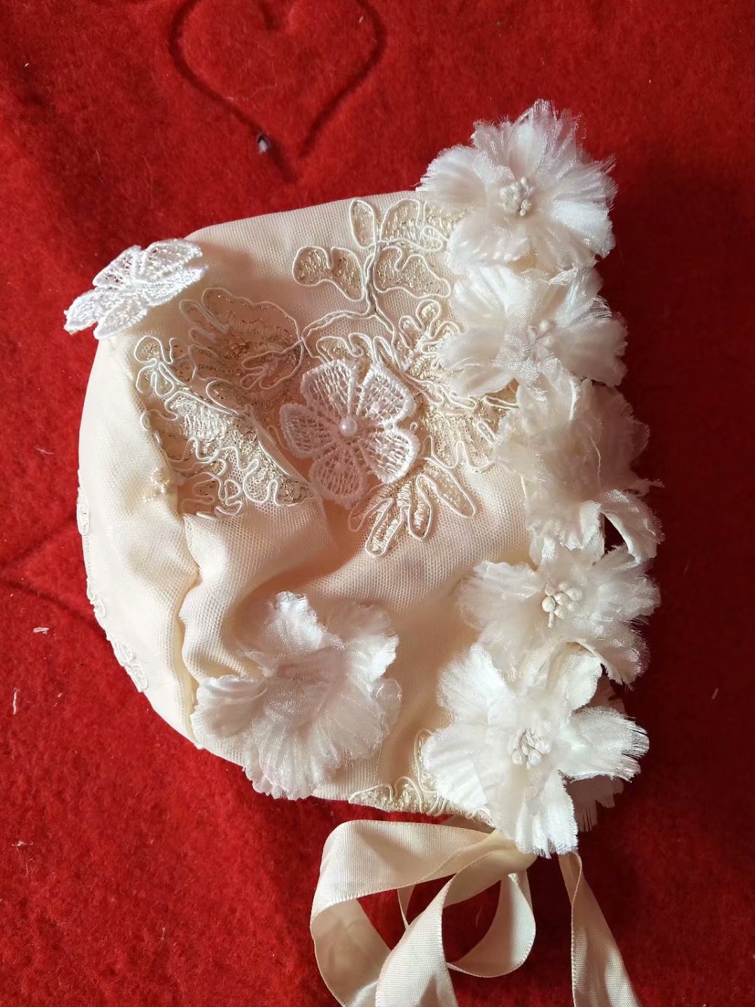 Luxury Champagne Christening Gowns For Baby Girls Jewel Neck Lace Appliqued Baptism Dresses First Communication Dress With Bonnet