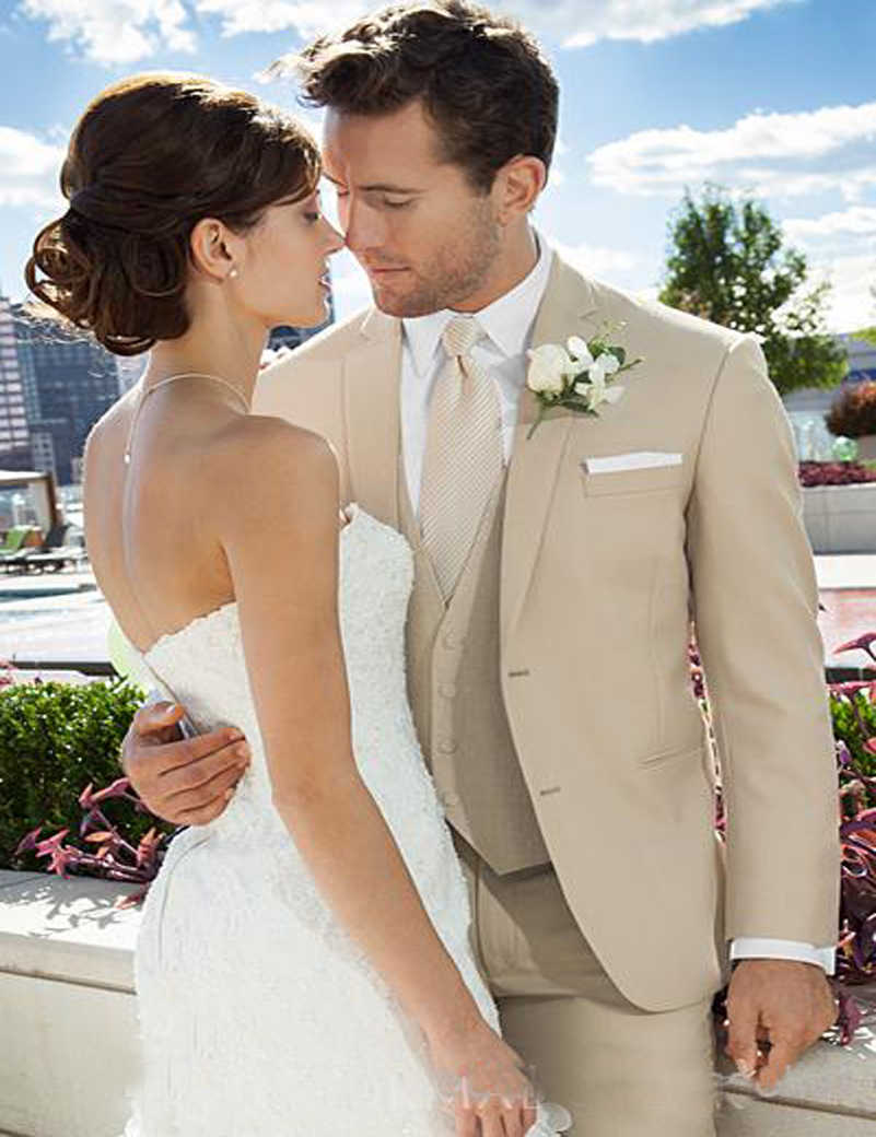 Beige Groom Tuxedos For Wedding Notch Lapel Two Buttons Best Man Groomsmen Suits Prom Suits (Jacket+Pants+Vest+Tie), Yellow
Beige Groom Tuxedos For Wedding Notch Lapel Two Buttons Best Man Groomsmen Suits Prom Suits (Jacket+Pants+Vest+Tie), Yellow