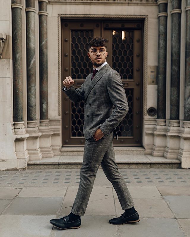 Handsome Plaid Check Mens Wedding Suits Peaked Lapel Double Breasted Groom Formal Wear Prom Tuxedos Best Man Blazer Suit (Jacket+Pants)