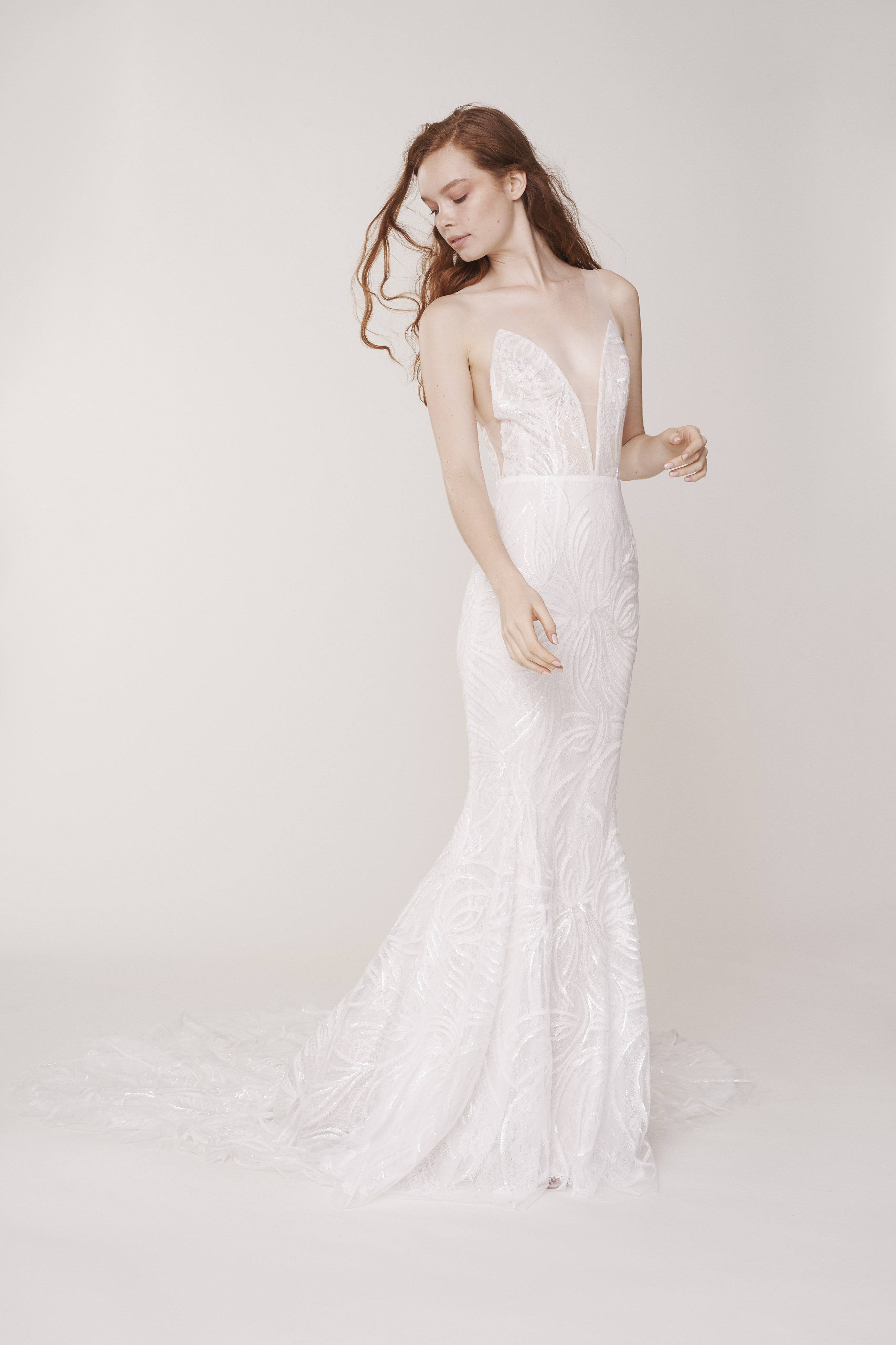 Modest Mermaid Rita Vinieris Wedding Dresses V Neck Sleeveless Applique Sequins Tulle Wedding Gown Sweep Train Custom robe de mariée