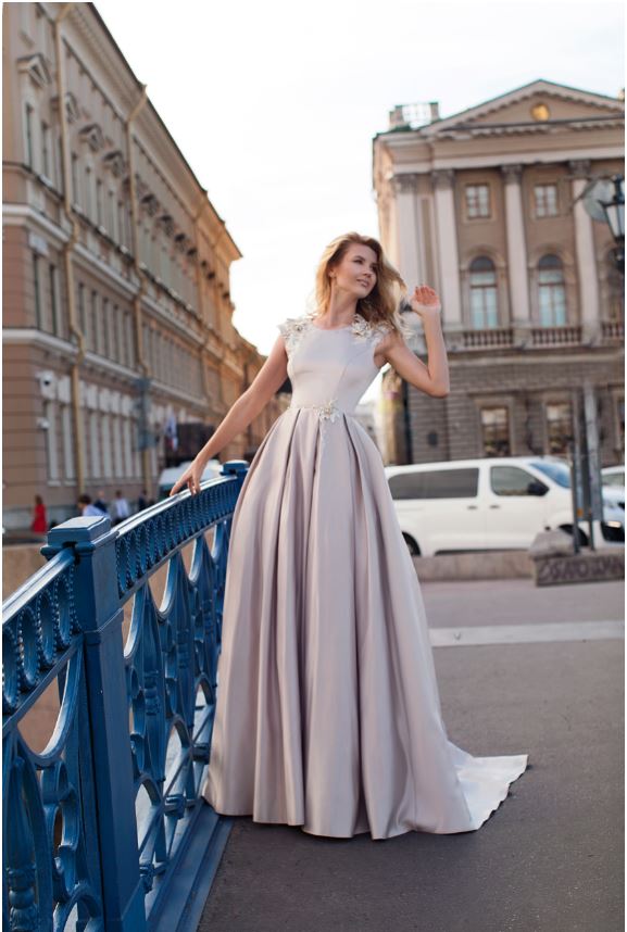 glamorous beach wedding dresses satin ruffles 3d flower applqiues a line bidal gowns backless wedding dress