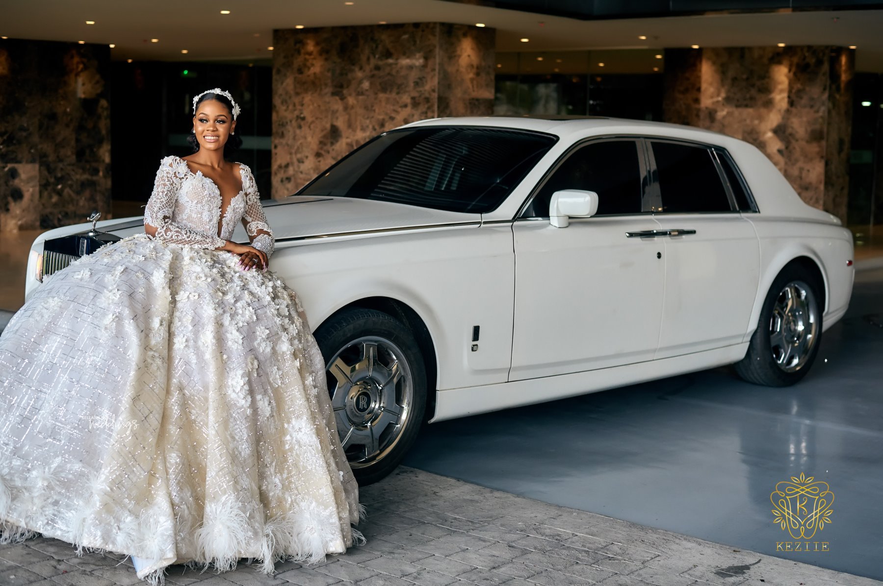 luxurious sexy arabic plus size wedding dresses backless long sleeves crystals bridal dresses stunning wedding gowns