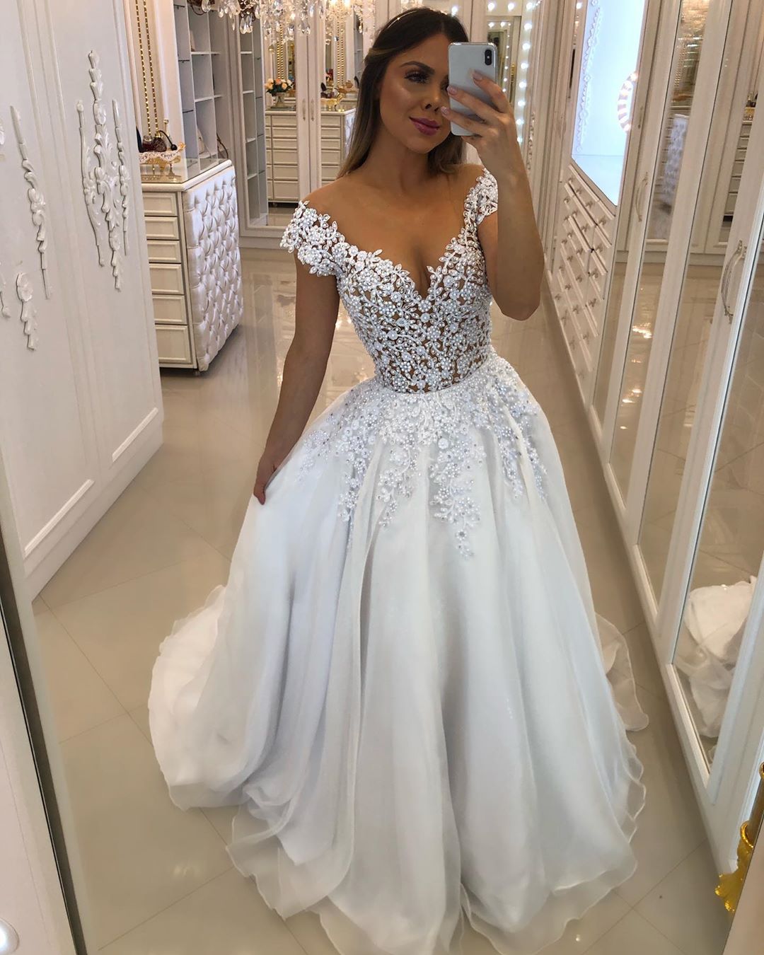 Lace Beaded Elegant Beach Wedding Dresses Sheer Jewel Neck Sweep Train Bridal Gowns Organza Sequined Robe De Marie