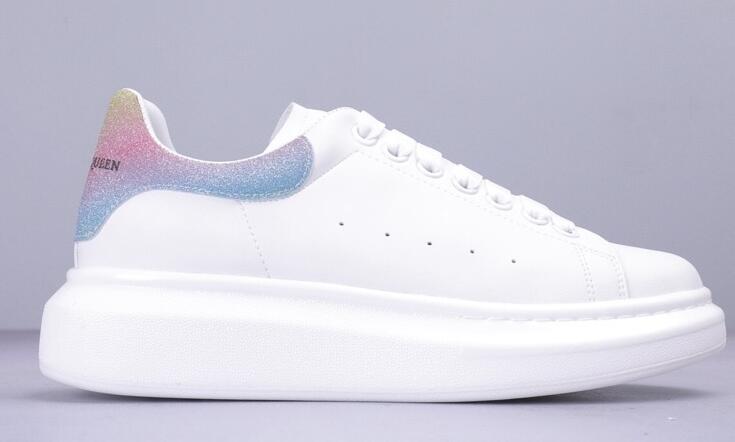 New Hot Brand Designer Casual Shoes Men Women Fashion Leather Low Top Sneakers Trainers Mens Womens Black Velvet Glitter White Dress Shoes
New Hot Brand Designer Casual Shoes Men Women Fashion Leather Low Top Sneakers Trainers Mens Womens Black Velvet Glitter White Dress Shoes