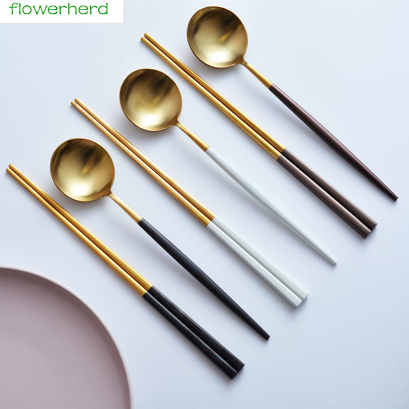 304 Stainless Steel Silver Chopsticks Spoon Set Korean Reusable Dessert Spoon Sushi Sticks Kitchen Travel Tableware Set forGift
304 Stainless Steel Silver Chopsticks Spoon Set Korean Reusable Dessert Spoon Sushi Sticks Kitchen Travel Tableware Set forGift