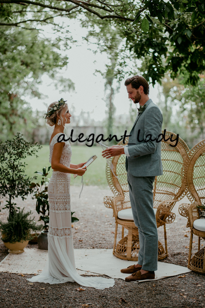 Two Pieces Mermaid Beach Wedding Dresses with Sleeve 2023 O-neck Vintage Crochet Lace Bohemian Queen Countryside Bridal Dress