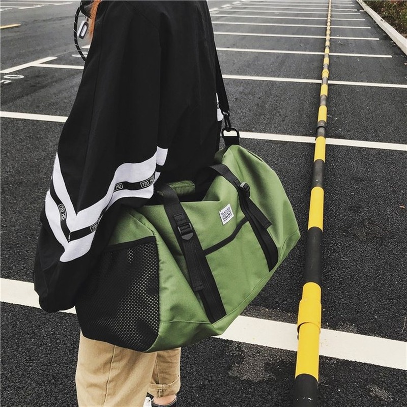 Personalized portable travel bag Large capacity men and women travel luggage sports fitness bag, Black
Personalized portable travel bag Large capacity men and women travel luggage sports fitness bag, Black